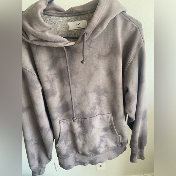 Aritzia tna hoodie - Picture 3 of 3